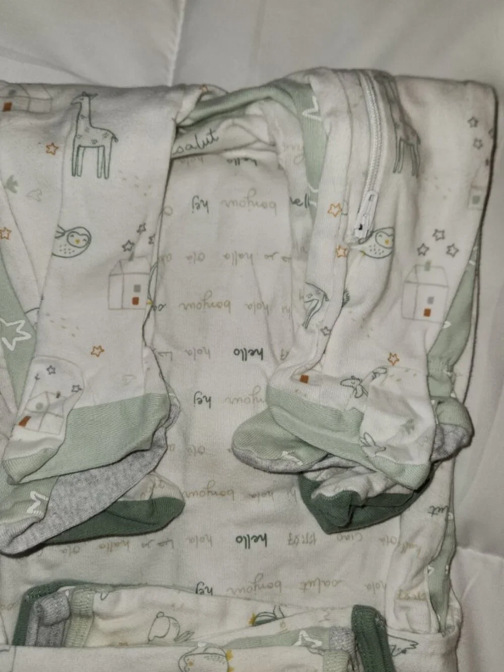 Baby Clothes: 6-9M: 3 x Footies